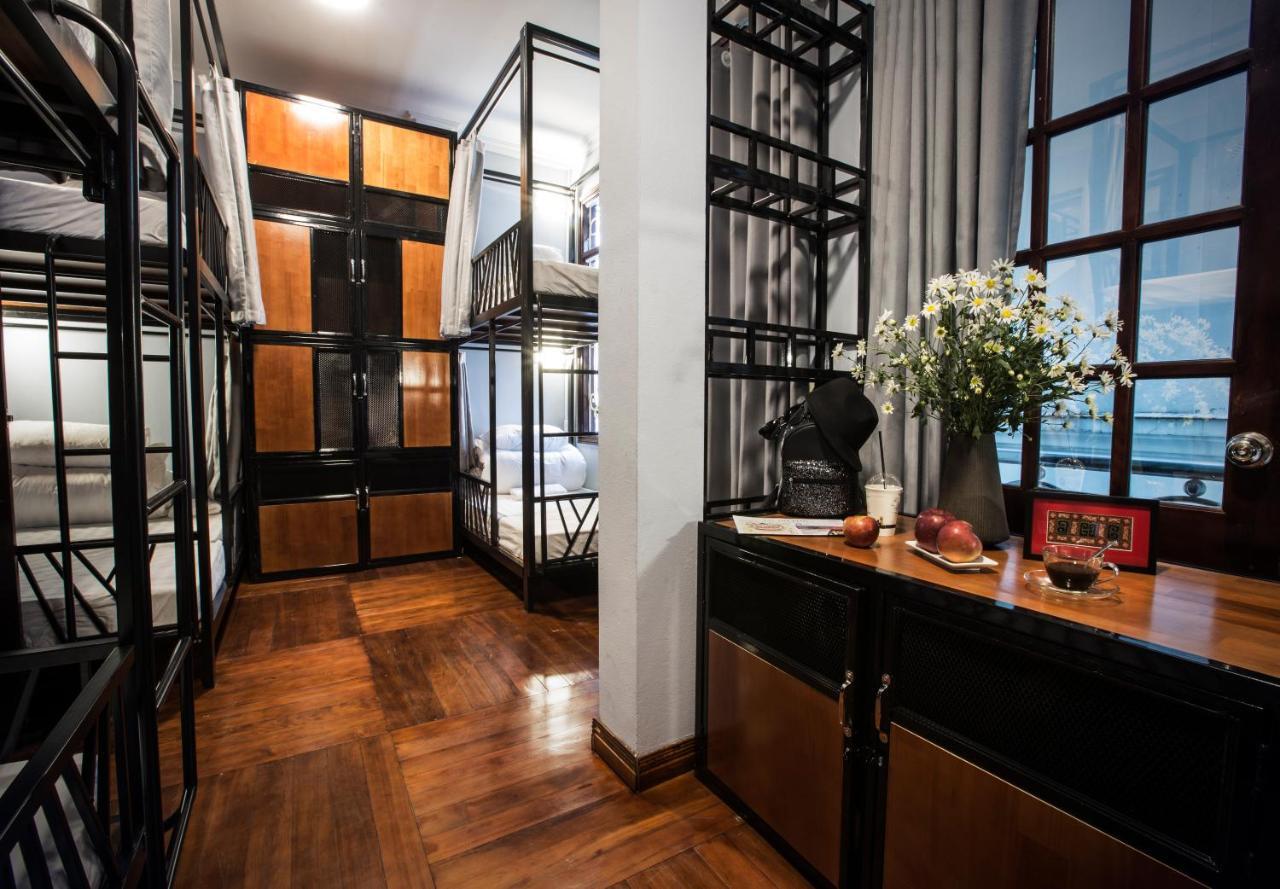 The Chi Novel Hostel Hanoi Dış mekan fotoğraf